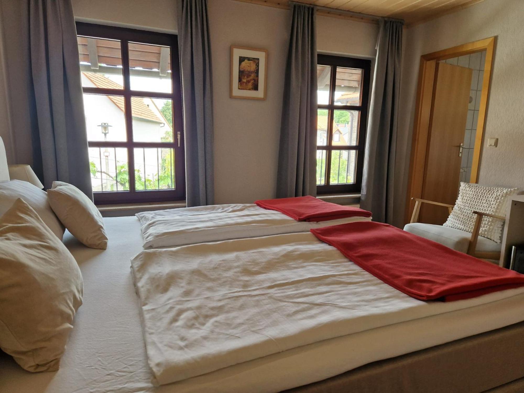Weingut Knauer Apartment Dettelbach Bagian luar foto